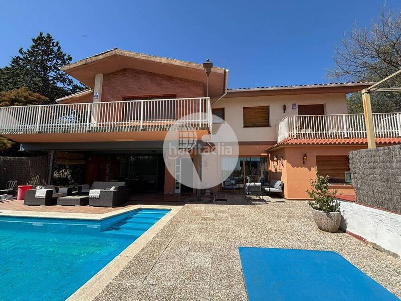 Foto ab8d2b82-dfc1-447c-b8d9-09bef267d300. Casa amb calefacció aparcament piscina a Bigues i Riells del Fai