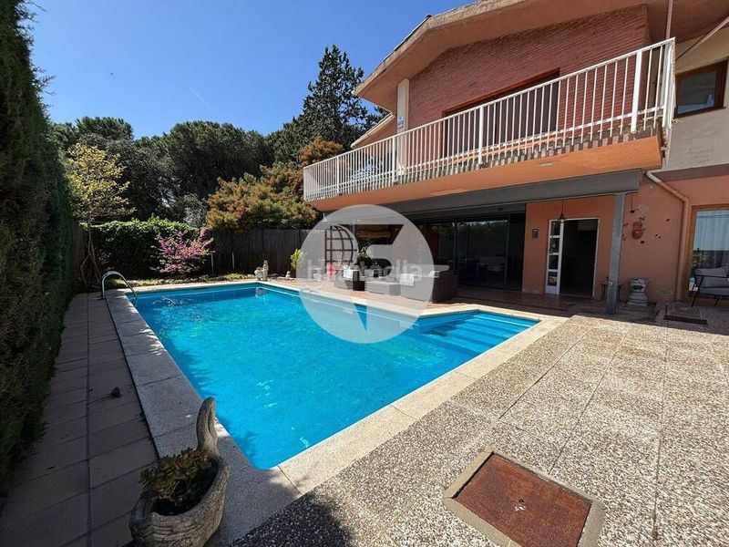 Foto acaa846d-203b-4ade-b2ad-0b1660ff29a3. Casa amb calefacció aparcament piscina a Bigues i Riells del Fai