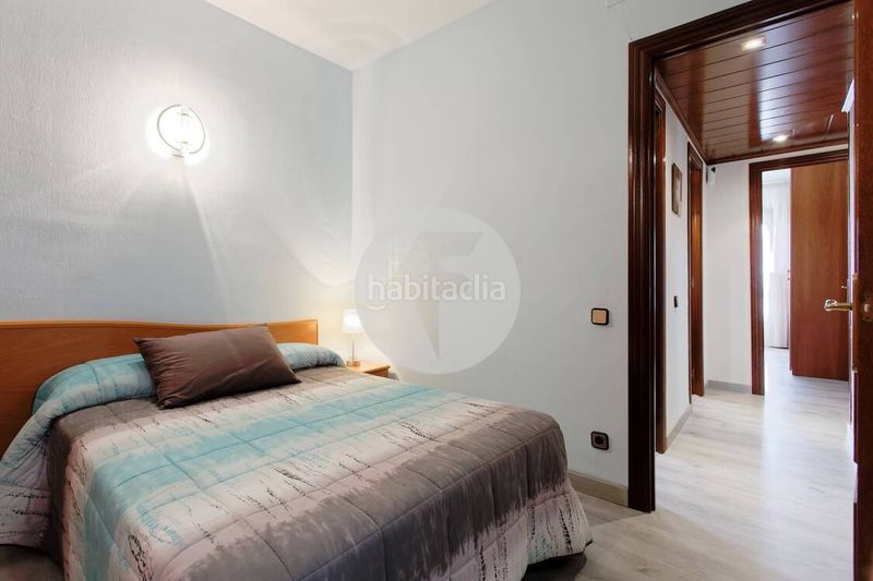 Foto 977b6291-026d-4951-9913-e67e91fb5fff. Pis amb calefacció aparcament a Sants Barcelona