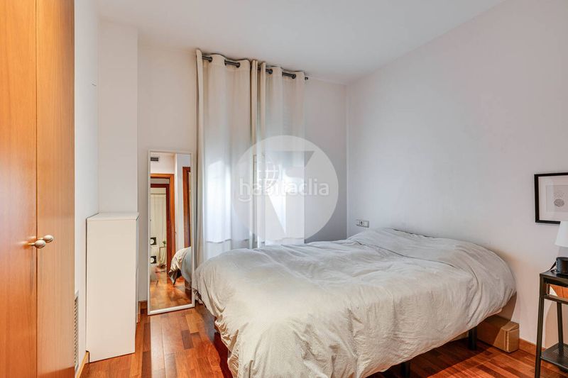 Foto 5dd40fa2-59d9-480d-9a74-f37ae8f2c8f2. Pis amb calefacció a Sant Antoni Barcelona