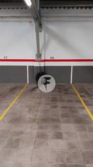 Aparcament cotxe a Barri del Centre