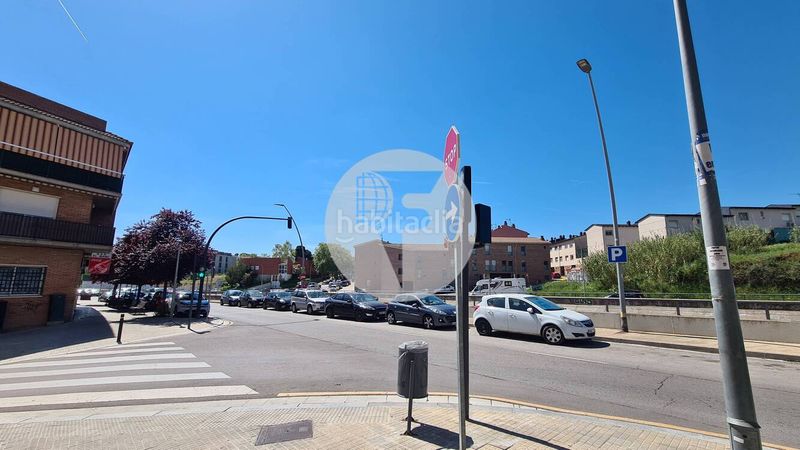 Foto 73e4818a-1ab8-4683-aa3c-65955c4560e1. Pis a La Maurina Terrassa