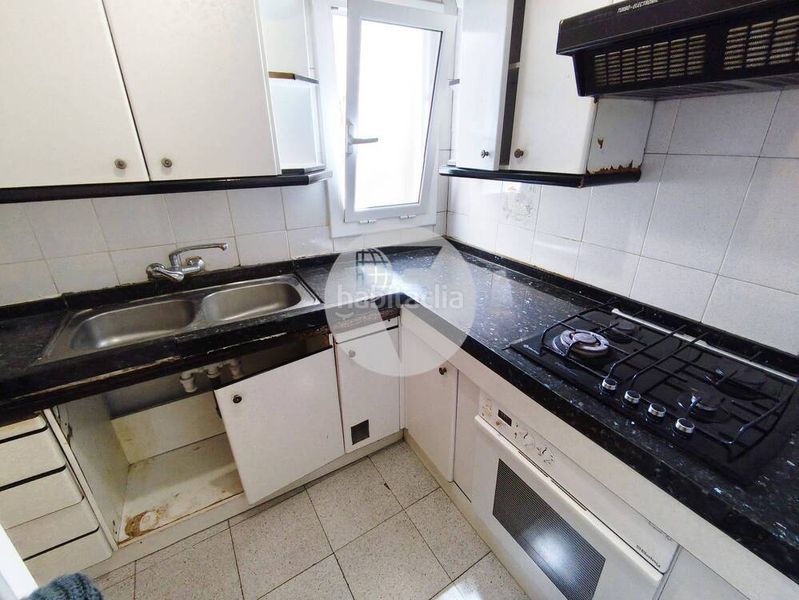 Foto 19b3cc33-1a2d-4417-b32e-50d68549b46c. Casa amb calefacció aparcament a Ca n'Anglada Terrassa
