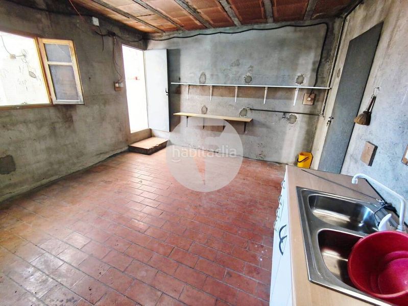Foto 3747d487-a61f-4308-850f-fc8c1a9320a4. Casa amb calefacció aparcament a Ca n'Anglada Terrassa