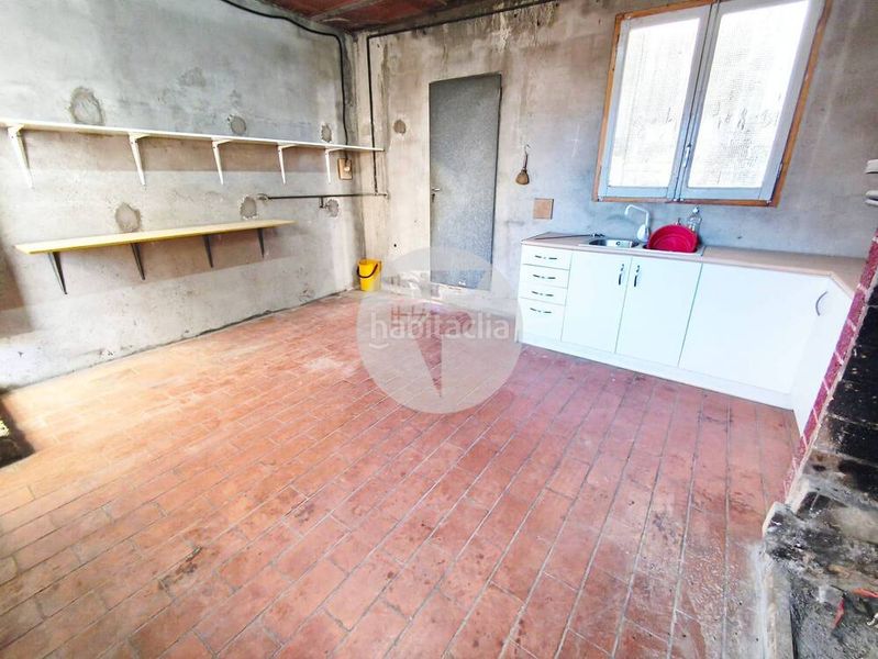 Foto 7fdd2a82-0658-47df-8daa-3e6db69f13b3. Casa amb calefacció aparcament a Ca n'Anglada Terrassa