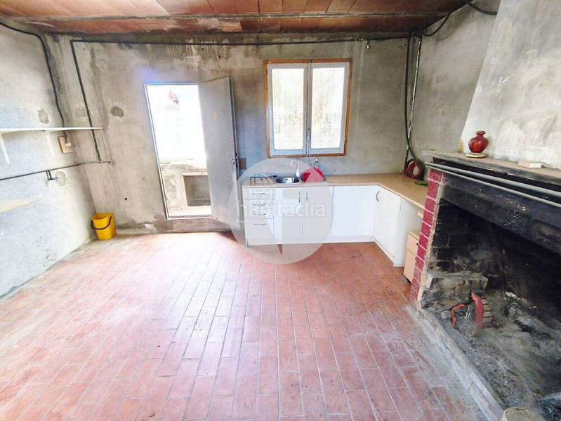 Foto b6971c0e-015d-4bdc-944e-bdc4d0bea122. Casa amb calefacció aparcament a Ca n'Anglada Terrassa