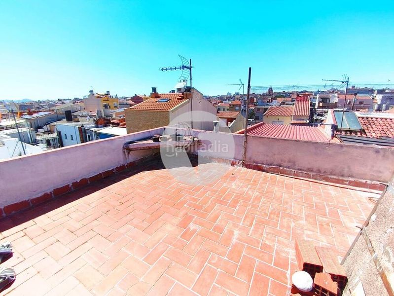 Foto d7f9355b-5cbb-44bb-a769-b1667a3cf5ba. Casa amb calefacció aparcament a Ca n'Anglada Terrassa