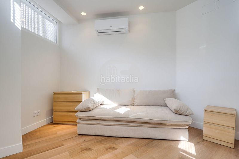 Foto 0efdf9d3-bbca-4bdc-b9ce-9402dd30878e. Duplex con riscaldamento parcheggio in Guindalera Madrid