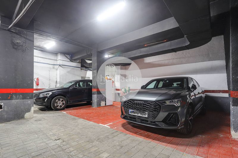 Foto 427149fe-b8fa-4341-b539-7519468efc67. Duplex con riscaldamento parcheggio in Guindalera Madrid