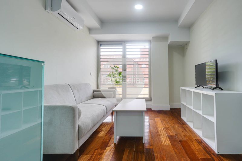 Foto 9bd5b80b-dbc6-4eef-9c5d-90d18db2b13c. Duplex avec chauffage parking dans Guindalera Madrid