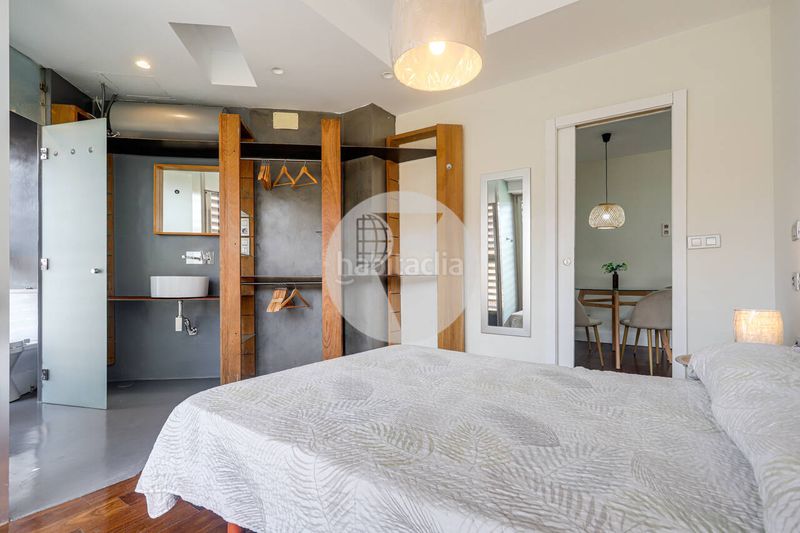 Foto c0ba7fcf-b089-4b5c-90e0-042760698f89. Duplex avec chauffage parking dans Guindalera Madrid