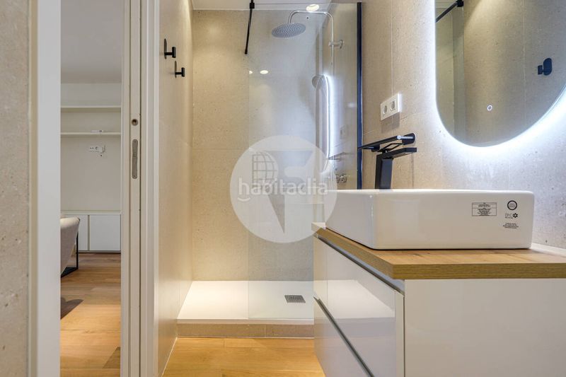 Foto 504fb30c-7f80-46a7-a717-5939ae0cf7c5. Duplex avec chauffage parking dans Guindalera Madrid