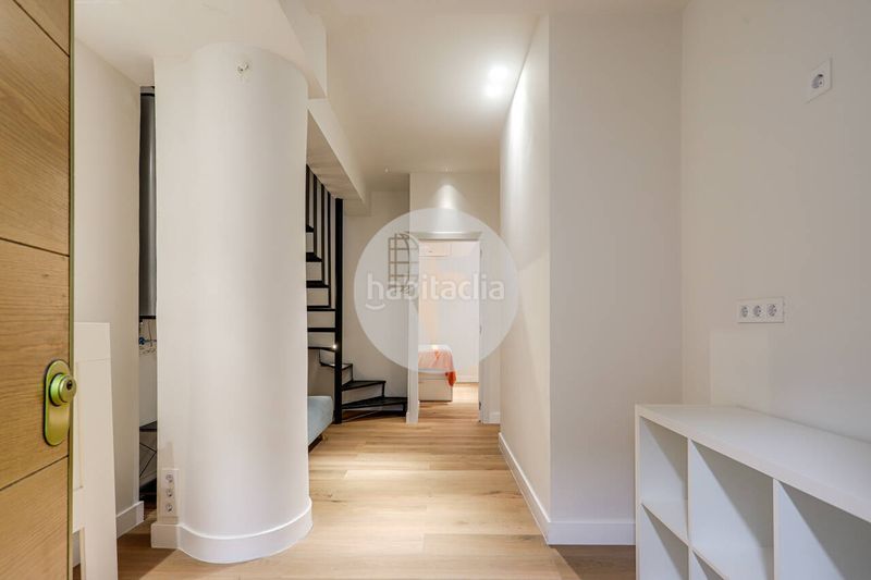 Foto 81ffb921-17d0-4514-add3-91b01ba210a2. Duplex avec chauffage parking dans Guindalera Madrid