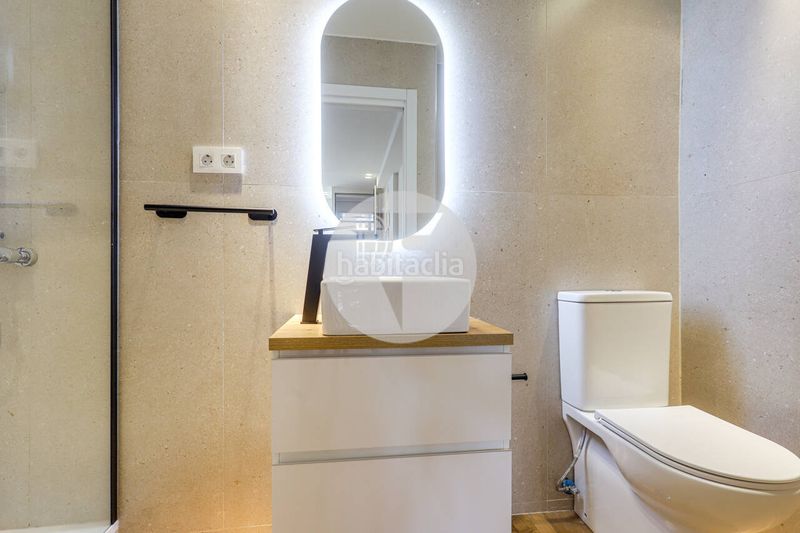 Foto 9f01abe9-e743-4397-8ebc-f6b7c67070d1. Duplex avec chauffage parking dans Guindalera Madrid