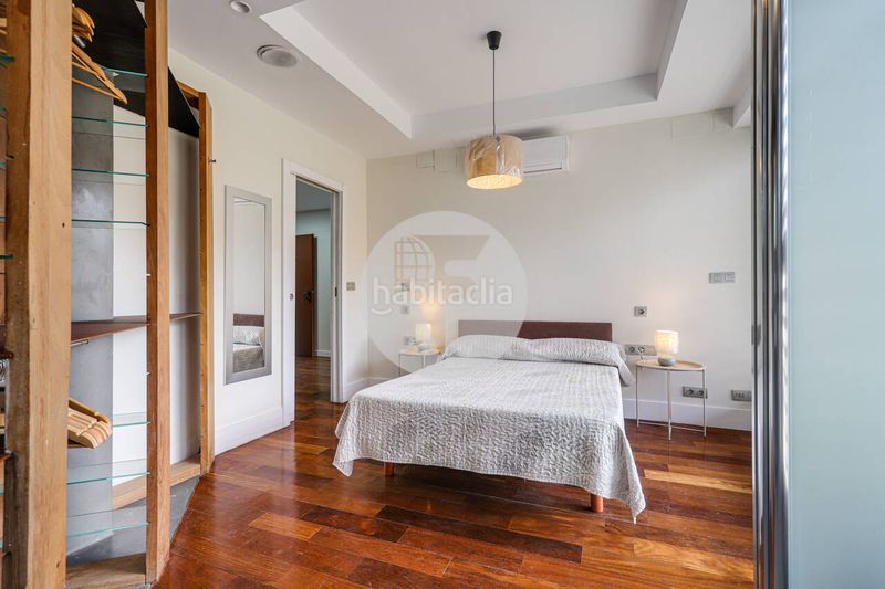 Foto c18b6abc-1d86-4052-b790-01190f53d4ce. Duplex avec chauffage parking dans Guindalera Madrid