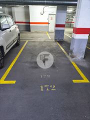 Parking coche en La Cogullada. Garaje en venta en carrer pintor fortuny, 42
