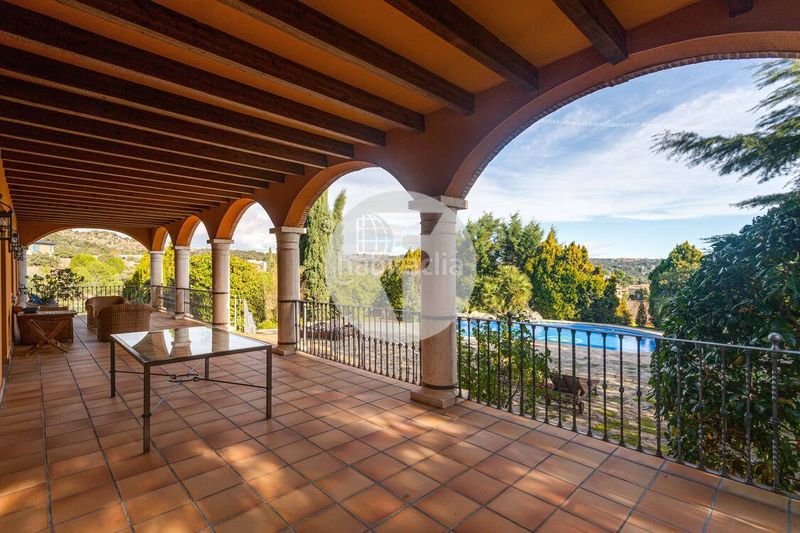 Foto bcc50729-885a-4ddf-a6be-8f72d47686ef. Casa amb calefacció aparcament piscina a Molino de la Hoz Rozas de Madrid (Las)