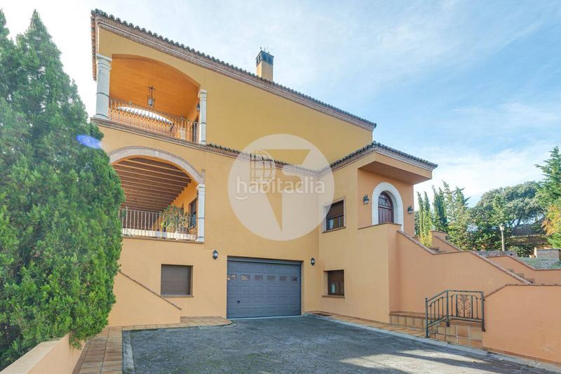 Foto ccf67297-0f02-4e2d-9e81-6382db25b22e. Casa amb calefacció aparcament piscina a Molino de la Hoz Rozas de Madrid (Las)