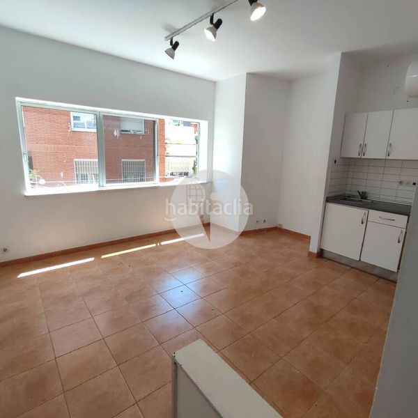 Foto 54ddfbaa-7627-4a0d-af0a-3d79b92f3697. Loft a Porta Barcelona
