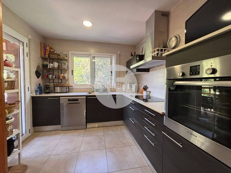 Foto 33975f67-ac43-42ae-b378-035cd8015124. Casa bifamiliare con riscaldamento parcheggio in Ametlla del Vallès (L´)