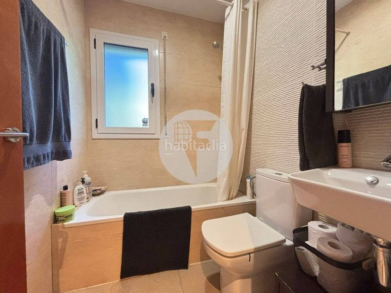 Foto cd1bbdf4-69ab-4df1-a893-47fbebd0b347. Casa bifamiliare con riscaldamento parcheggio in Ametlla del Vallès (L´)