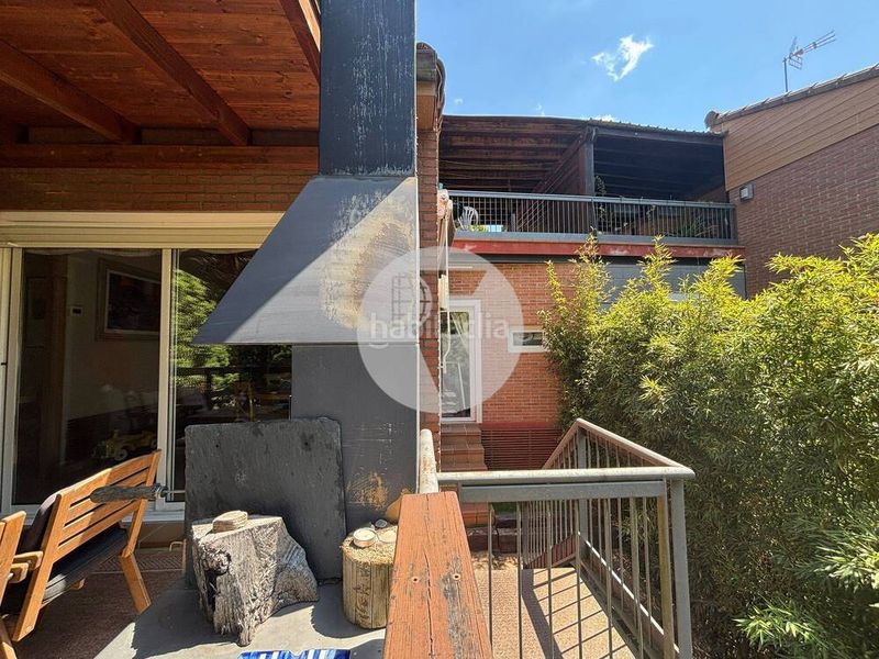 Foto fd4595f4-92cd-497e-b16d-d331110fd45a. Casa bifamiliare con riscaldamento parcheggio in Ametlla del Vallès (L´)
