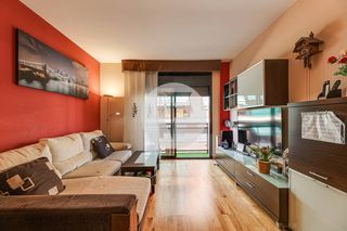 Piso en Centre. Piso en venta en viladecans  zona rambla de modolell