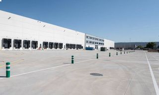 Location Bâtiment à usage industriel à La Estación. Nave logística de 20.427 m en azuqueca de henares, con 19.500 m