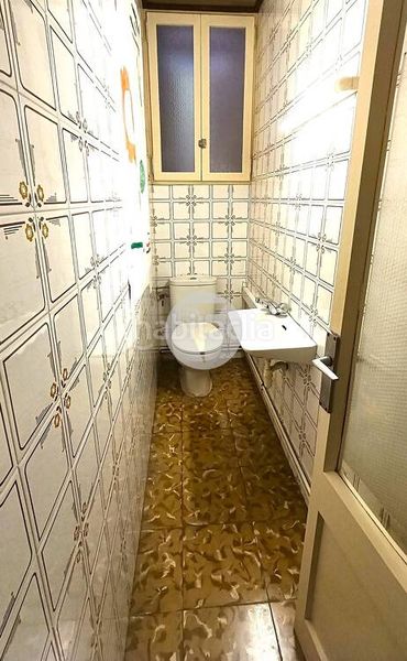 Foto 2567a083-e5a9-41be-a3e9-3d561213a181. Casa adossada a Barri del Centre Terrassa