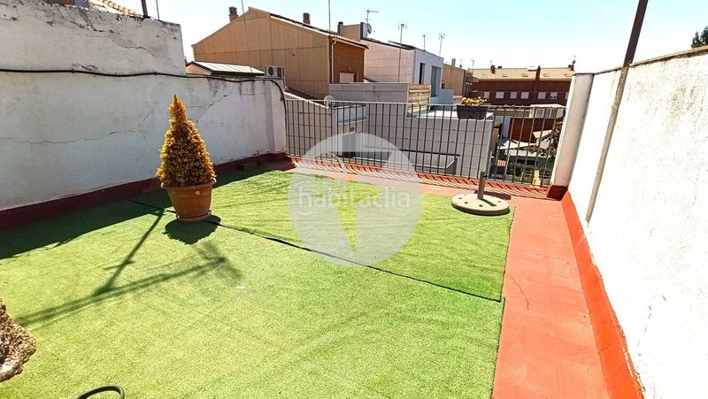 Foto 48b6a379-9e5d-4071-b614-b9e5906fe7f0. Casa adossada a Barri del Centre Terrassa