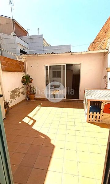 Foto 80cc6e0f-7448-4fea-86be-ae4e3badef5f. Casa adossada a Barri del Centre Terrassa