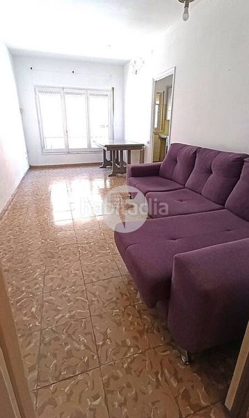 Foto c307669f-ec2f-424d-ab6b-df77e6025f83. Casa adossada a Barri del Centre Terrassa