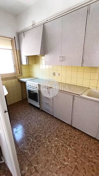 Foto cb87da6e-b088-4477-af30-3c7cf3a058db. Casa adossada a Barri del Centre Terrassa