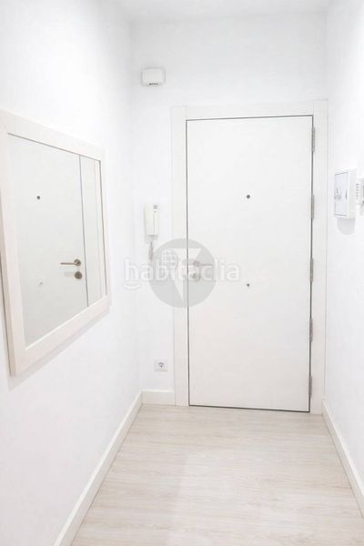 Foto 5a45e5b1-6b75-4839-83a3-75aa6ca8fe59. Pis amb calefacció aparcament a La Nova Esquerra de l´Eixample Barcelona