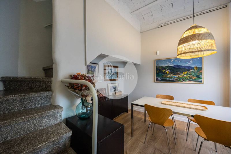Foto af969087-d12d-4b93-8f4f-eb9e66aeabf5. Casa amb calefacció a Centre Sabadell