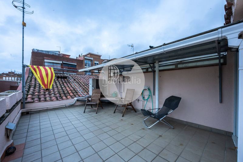 Foto fdb17b4b-7883-447d-ae1d-8213e24ccc36. Casa amb calefacció a Centre Sabadell