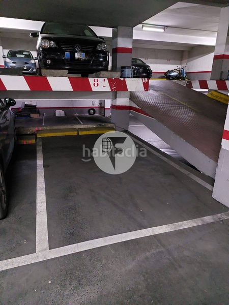 Foto d3ce5309-0ef6-46db-85fd-298db914ca84. Posto auto in Centre Sabadell