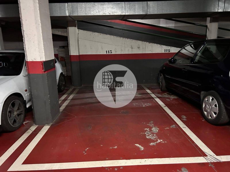 Foto 6b571509-5c17-4187-9737-3749f1d9c222. Autoparkplatz in Eixample Sabadell