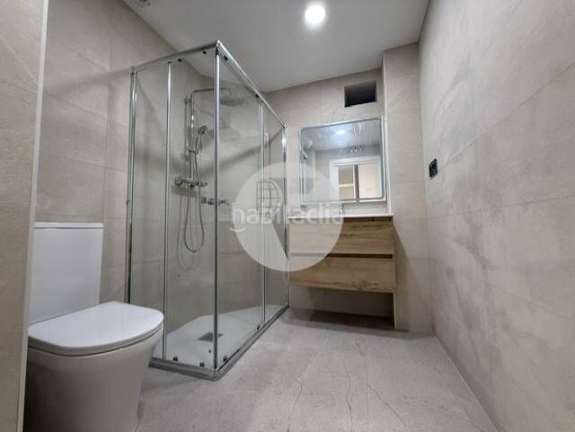 Foto 1a156d10-2d00-4c30-9ebd-8c070f399e28. Planta baixa amb calefacció a Concòrdia Sabadell