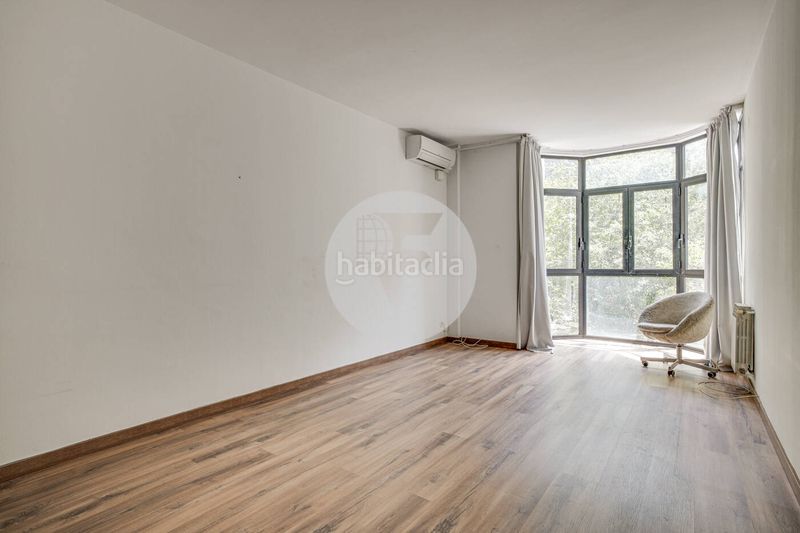 Foto d7dd0777-24e3-4628-bfc4-2608ced46e26. Pis amb calefacció a La Nova Esquerra de l´Eixample Barcelona
