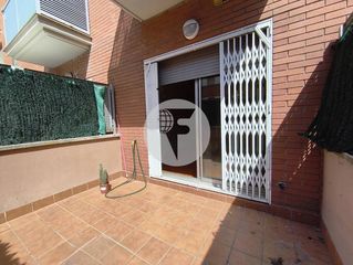 Erdgeschoss in Can Borrell. Planta baja con terraza, piscina y plaza de parking en can borre