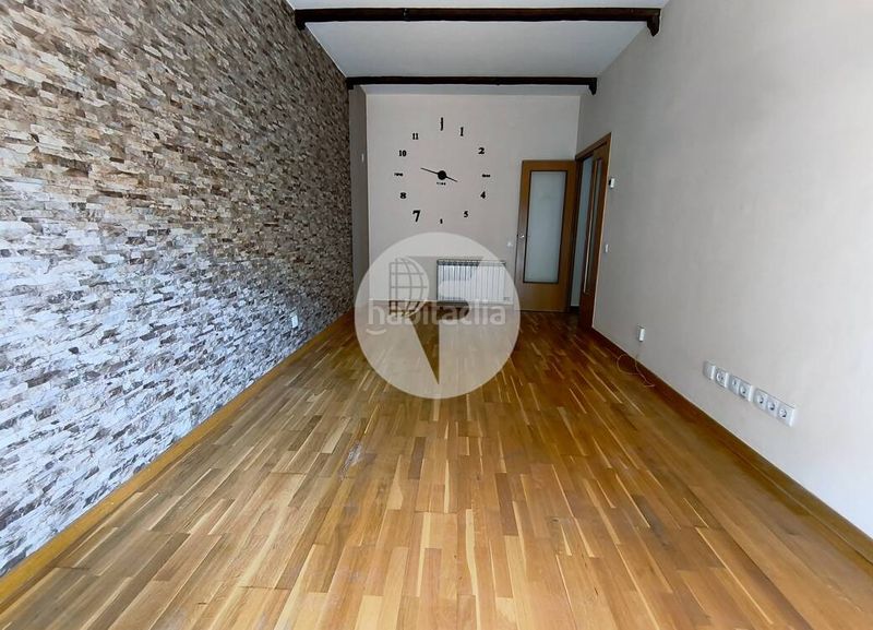Foto c0d94460-df59-415c-b1b3-942cad540784. Planta baixa amb calefacció aparcament piscina a Mollet del Vallès