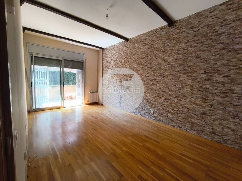 Foto dbe0d53c-d120-4dd1-8460-f899403ee1de. Planta baixa amb calefacció aparcament piscina a Mollet del Vallès