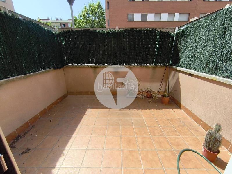 Foto f8700699-c6d9-44a5-ad22-966b2dff84bf. Planta baixa amb calefacció aparcament piscina a Mollet del Vallès
