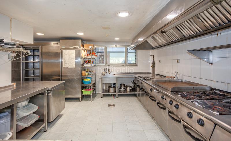 Foto 543a3351-c8c5-4e30-8198-8978a5f8d188. Locale commerciale in Valadouro (O)