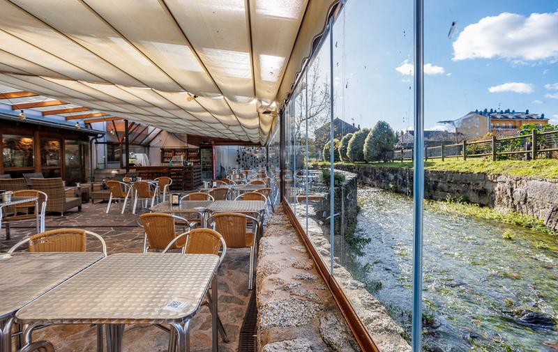 Foto de60a25a-9fa5-4c1c-b16e-6ed47d29a92f. Locale commerciale in Valadouro (O)