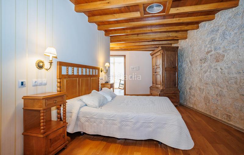 Foto f696b87d-d6e2-47df-b0f1-3f4990b6be23. Locale commerciale in Valadouro (O)