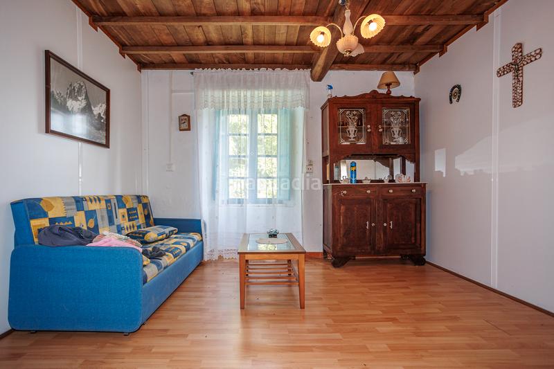 Foto dfa12c45-e8a8-4846-9ad1-c52f71cc2c98. Casale in Somozas (As)