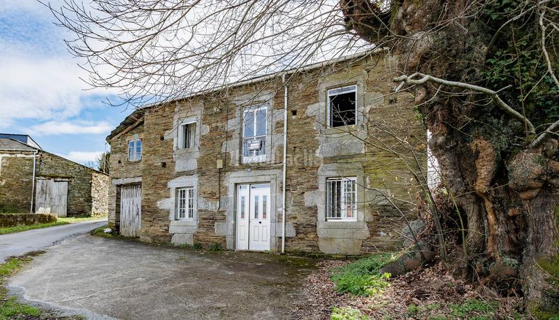 Foto 0306edcb-8680-4570-920e-acd58913e93f. Bauernhof in Castroverde