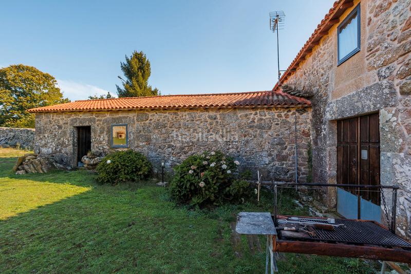 Foto d02b61bf-b140-4f17-abb8-f3d4a6bf2562. Local commercial dans Chantada